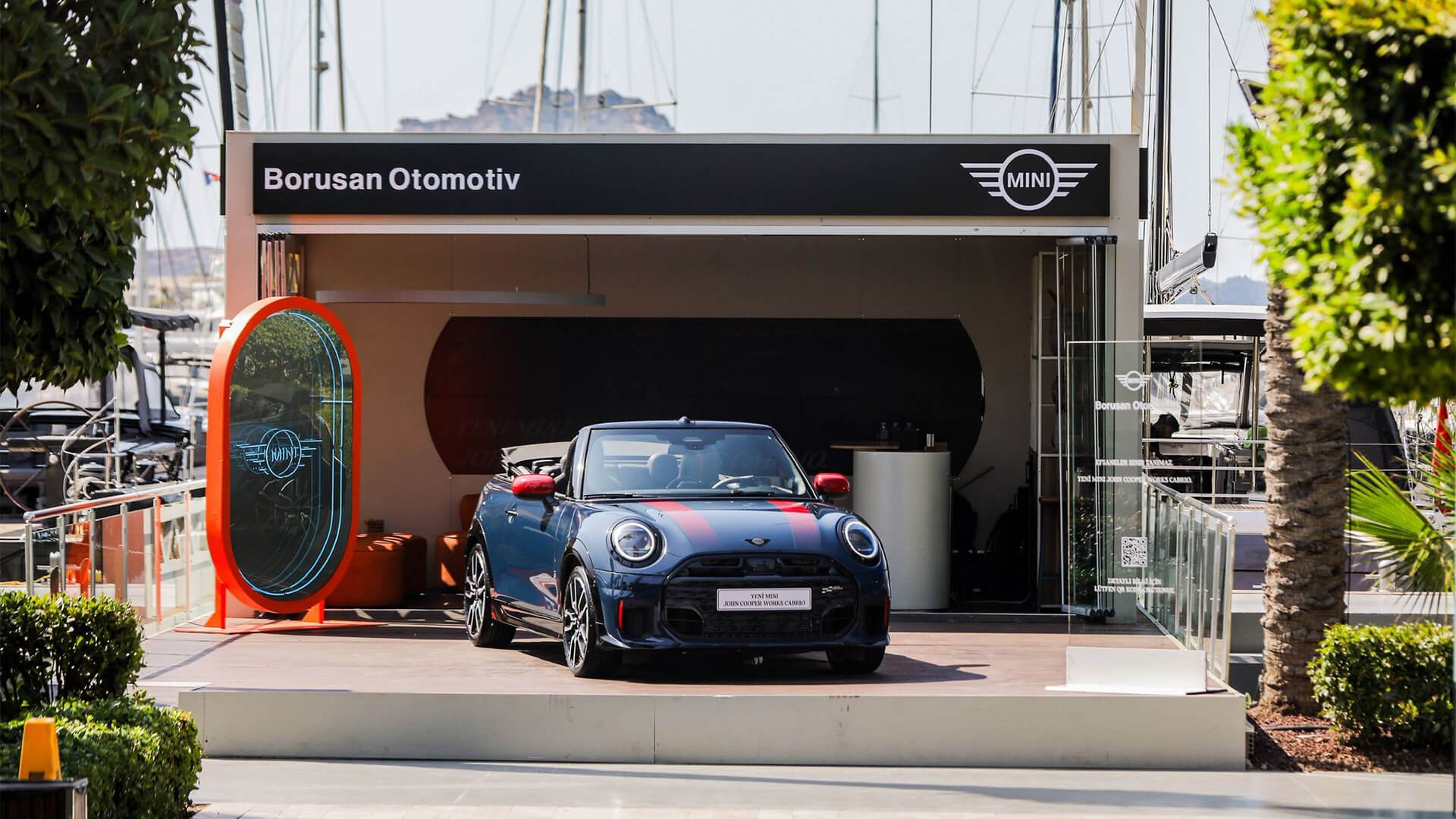 Yeni MINI John Cooper Works Cabrio Yalıkavak Sergileme | MINI Türkiye